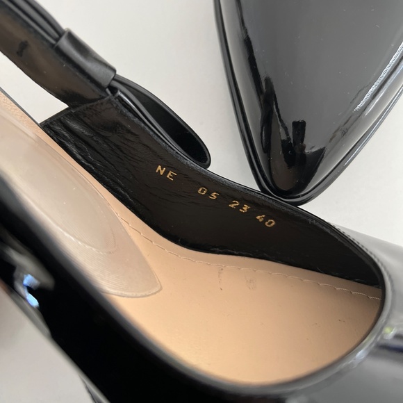 Christian DIOR Black Patent Leather Comma Pointed Toe Sweet D Slingback Heels - Picture 13 of 13